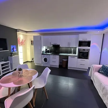 Apartman T2 - Vue Sur La Tour Eiffel